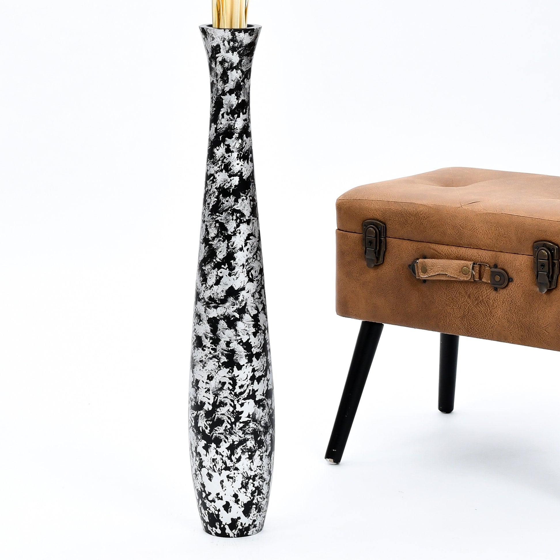 Large Mango Wood Floor Vase – Handcrafted Decorative Highlight from Thailand, 65 cm