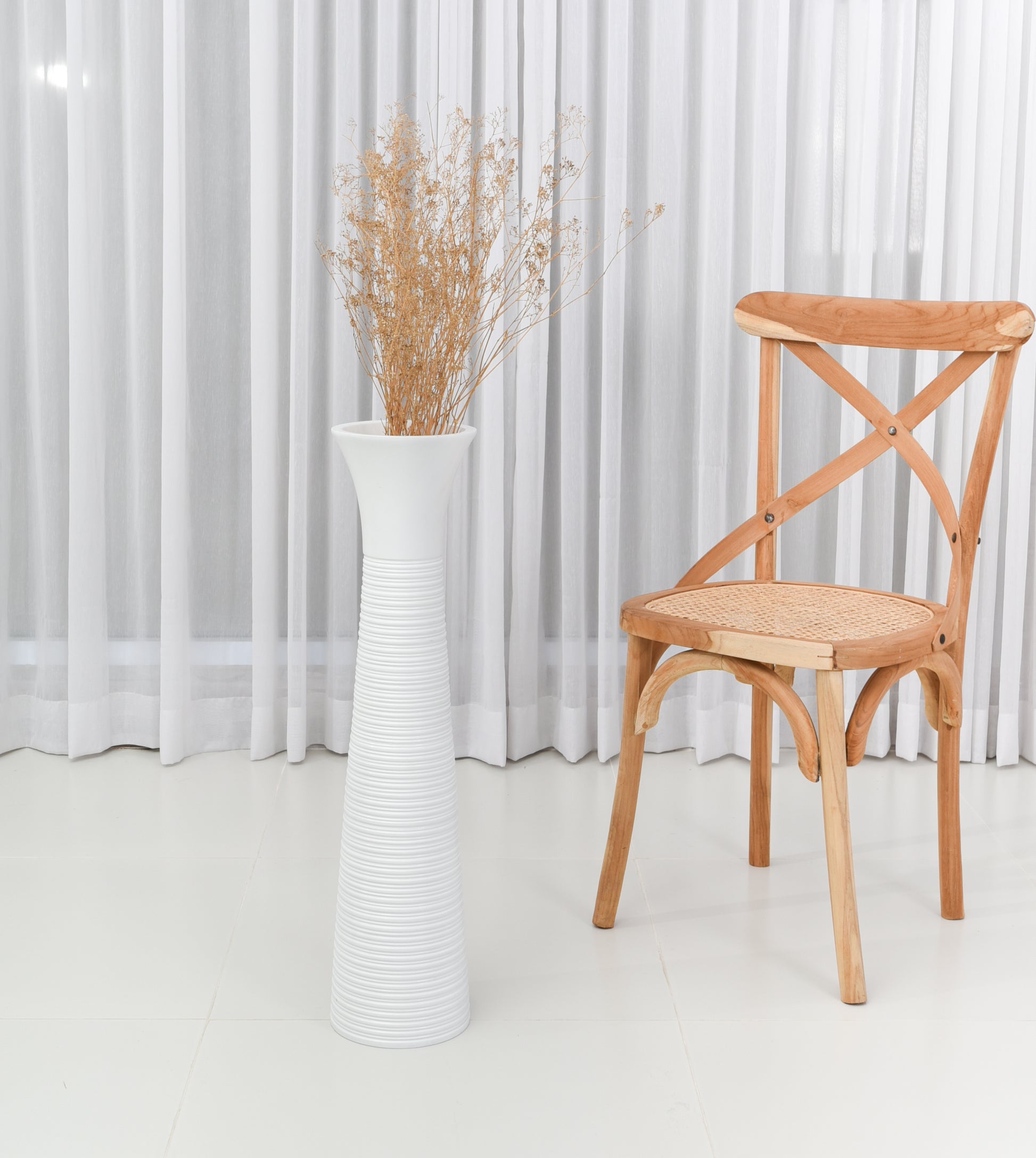 Large Mango Wood Floor Vase – Handcrafted Decorative Highlight from Thailand, 65 cm