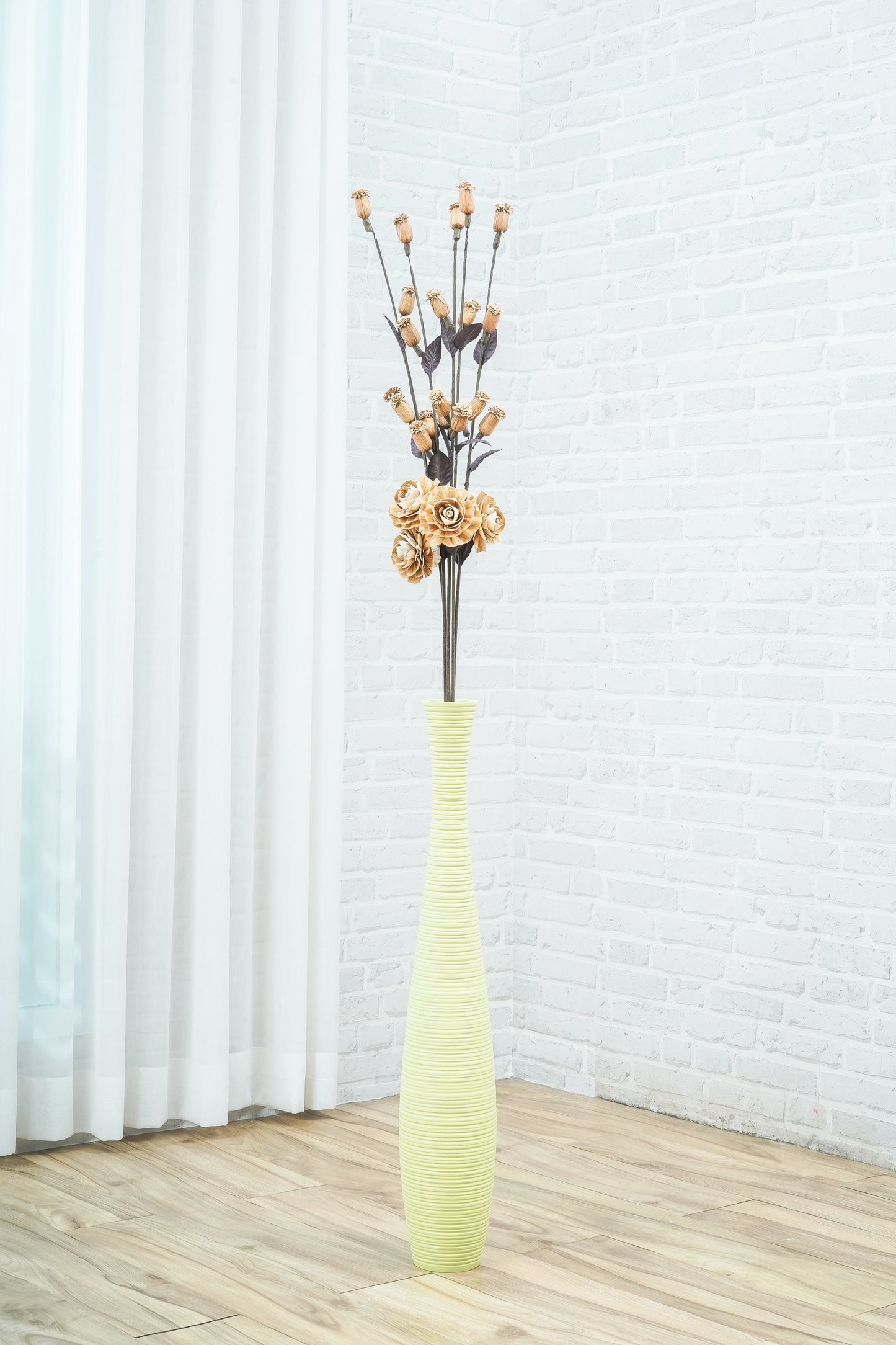 Large Mango Wood Floor Vase – Handcrafted Decorative Highlight from Thailand, 65 cm