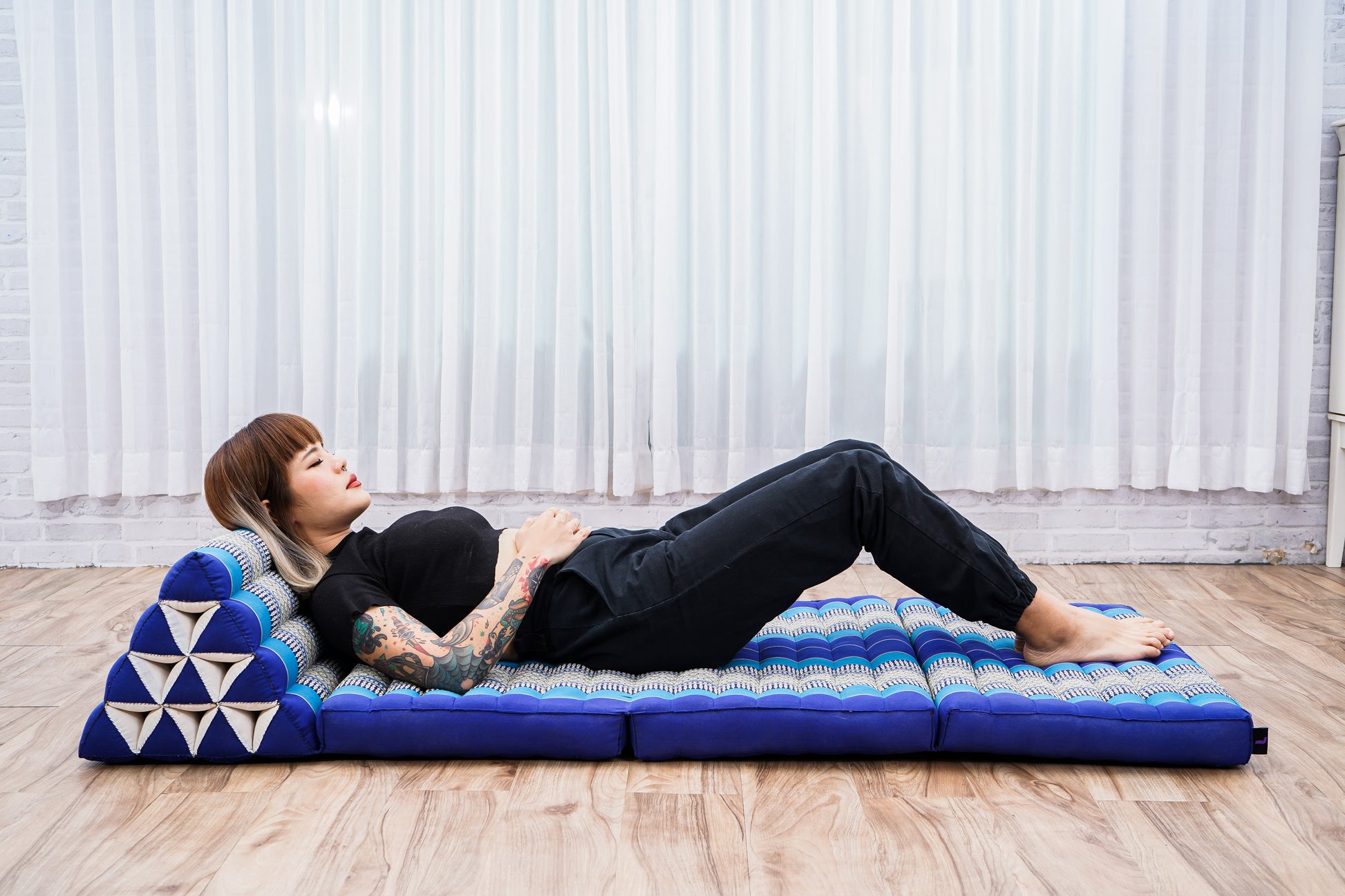 Thai Folding Mat with Triangle Cushion – Handmade Kapok Relax Mat for Sleeping, Reading & Lounging, Sf28 - Blue, 3 seating segments XL