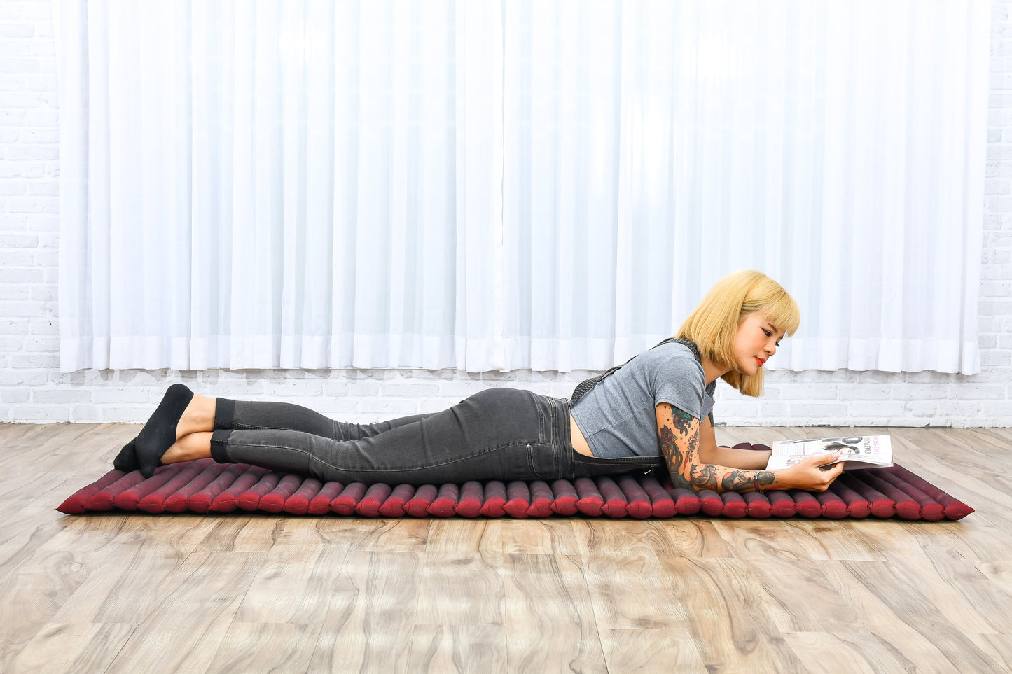 Kapok Roll-Up Mattress – Foldable Sleeping & Relax Mat with Cotton Cover for Home & Outdoor Use, Cl24 - Red, M: 190x70 cm