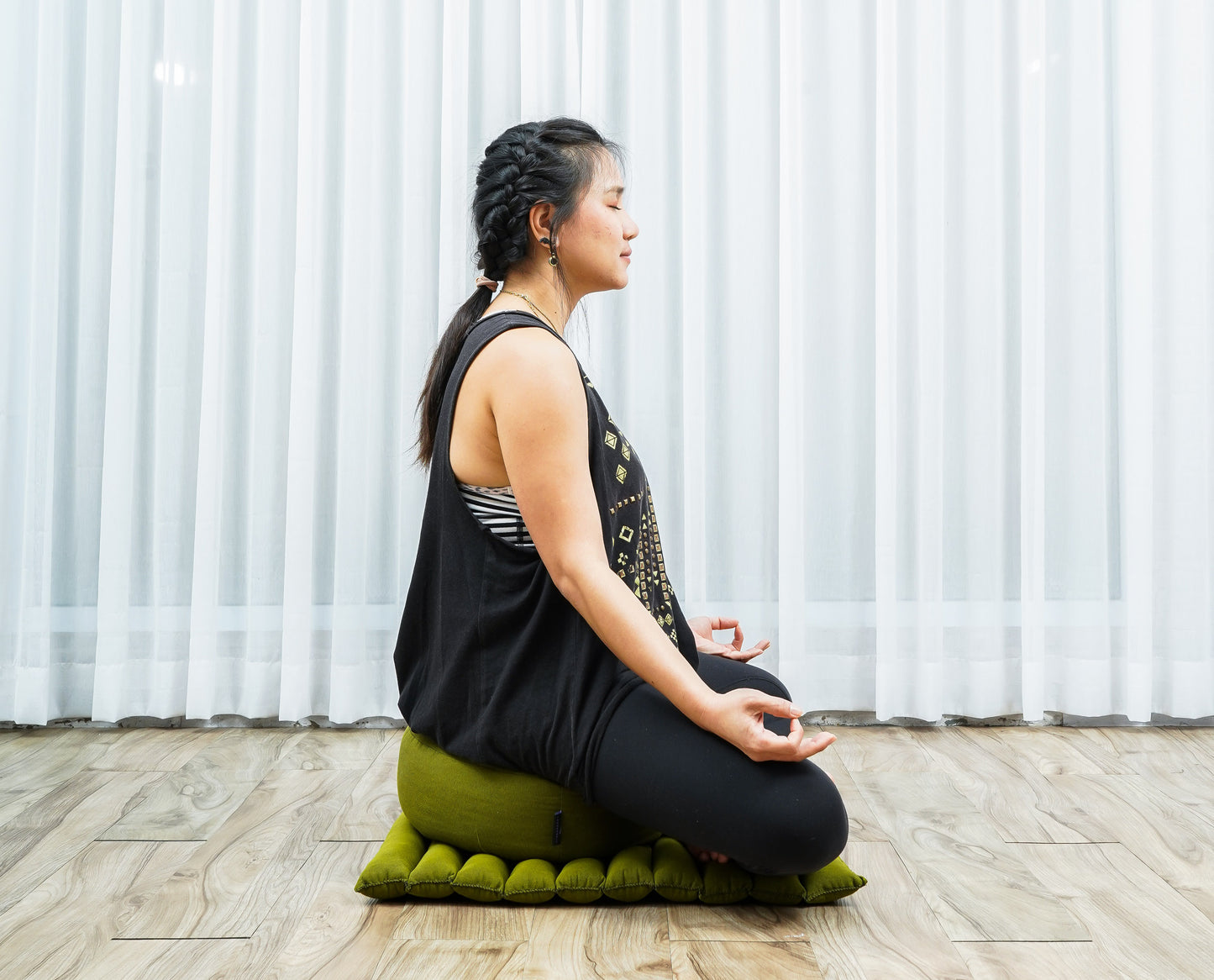 Compact Meditation Cushion Set Made of Kapok – Small Zabuton & Zafu with Cotton Cover, Cl23 - Green