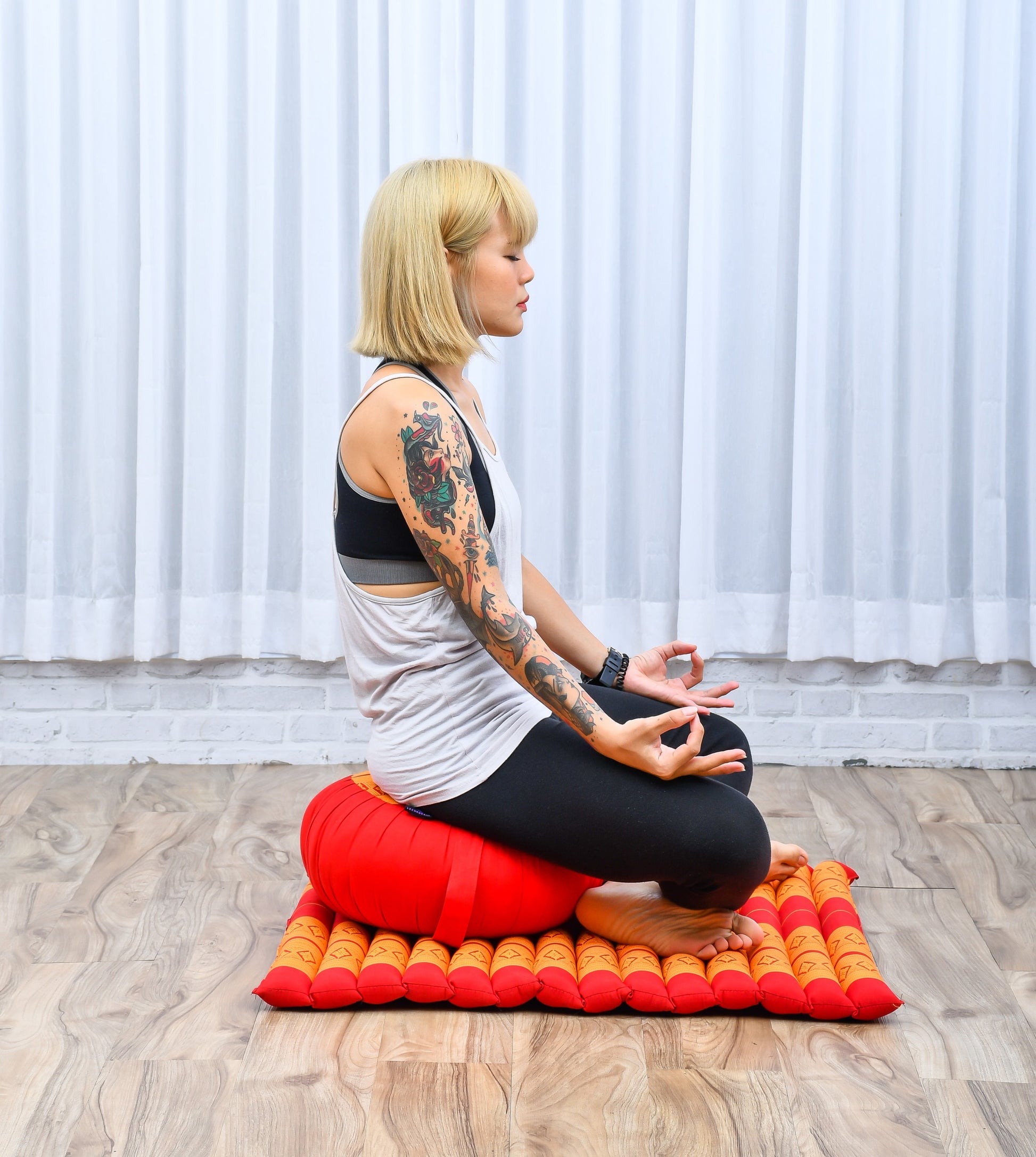 Kapok Meditation Cushion Set – Zabuton Mat & Zafu Seat Cushion with Cotton Cover, Sf02 - Orange