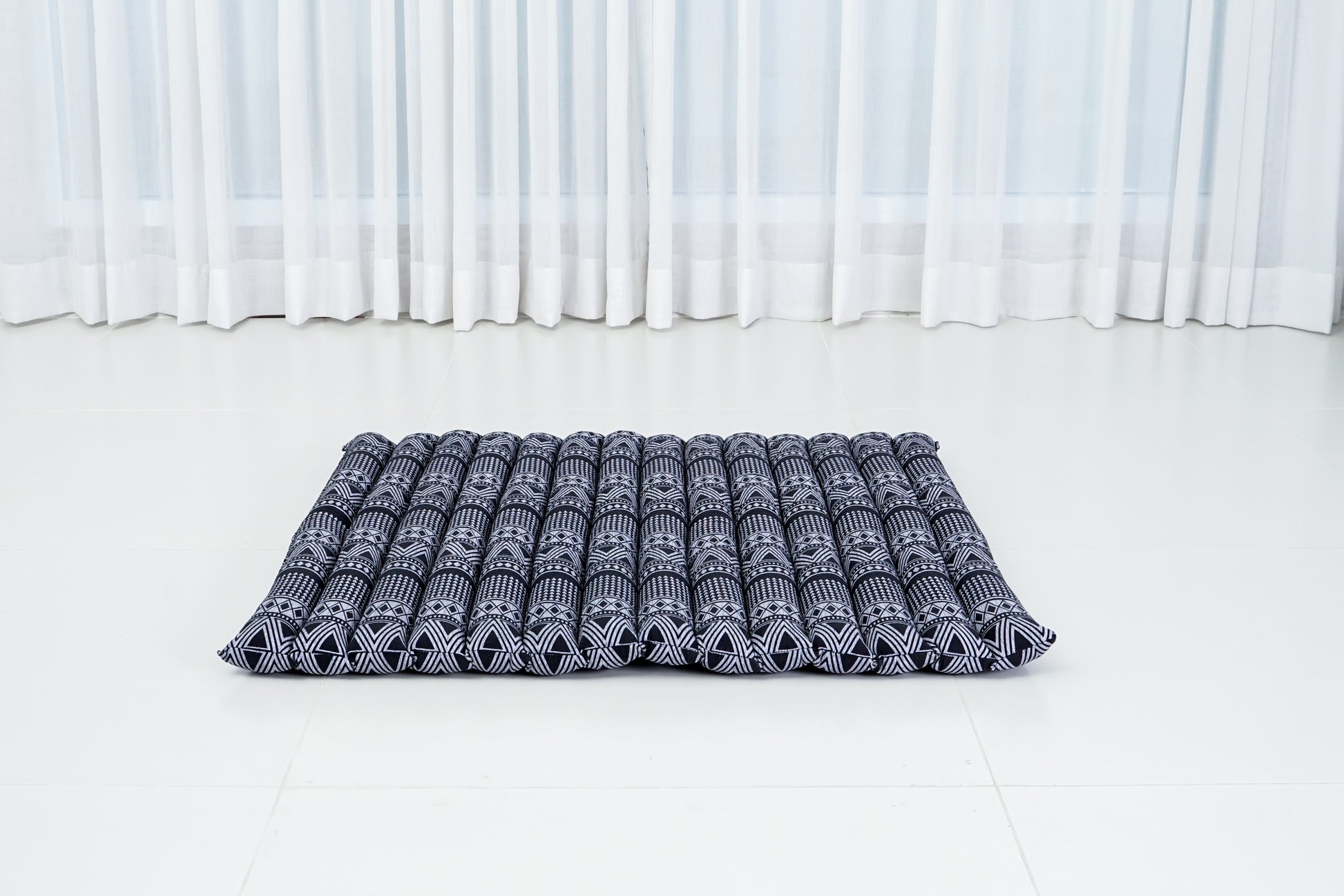 Large Kapok Zabuton Meditation Cushion – Rectangular Floor Mat with Cotton Cover, Cbt3 - Black