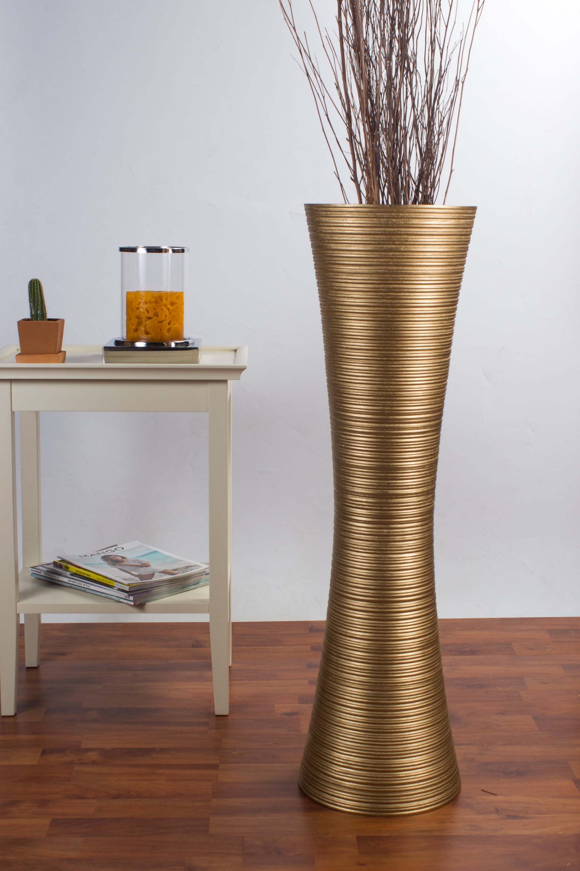 Large Mango Wood Floor Vase – Handcrafted Decorative Highlight from Thailand, 85 cm