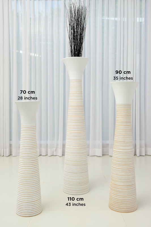 Large Mango Wood Floor Vase – Handcrafted Decorative Highlight from Thailand, 85 cm