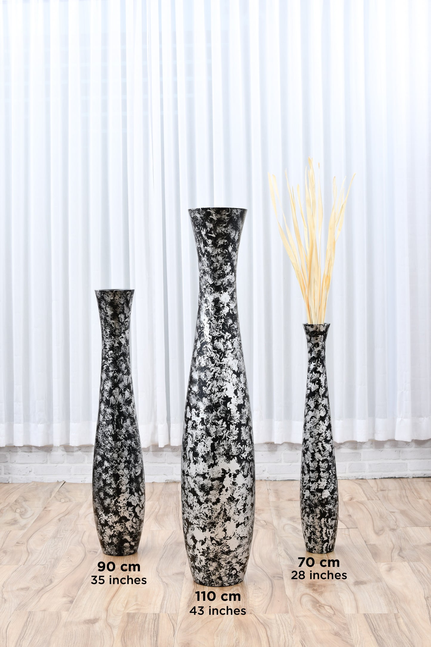 Large Mango Wood Floor Vase – Handcrafted Decorative Highlight from Thailand, 105 cm