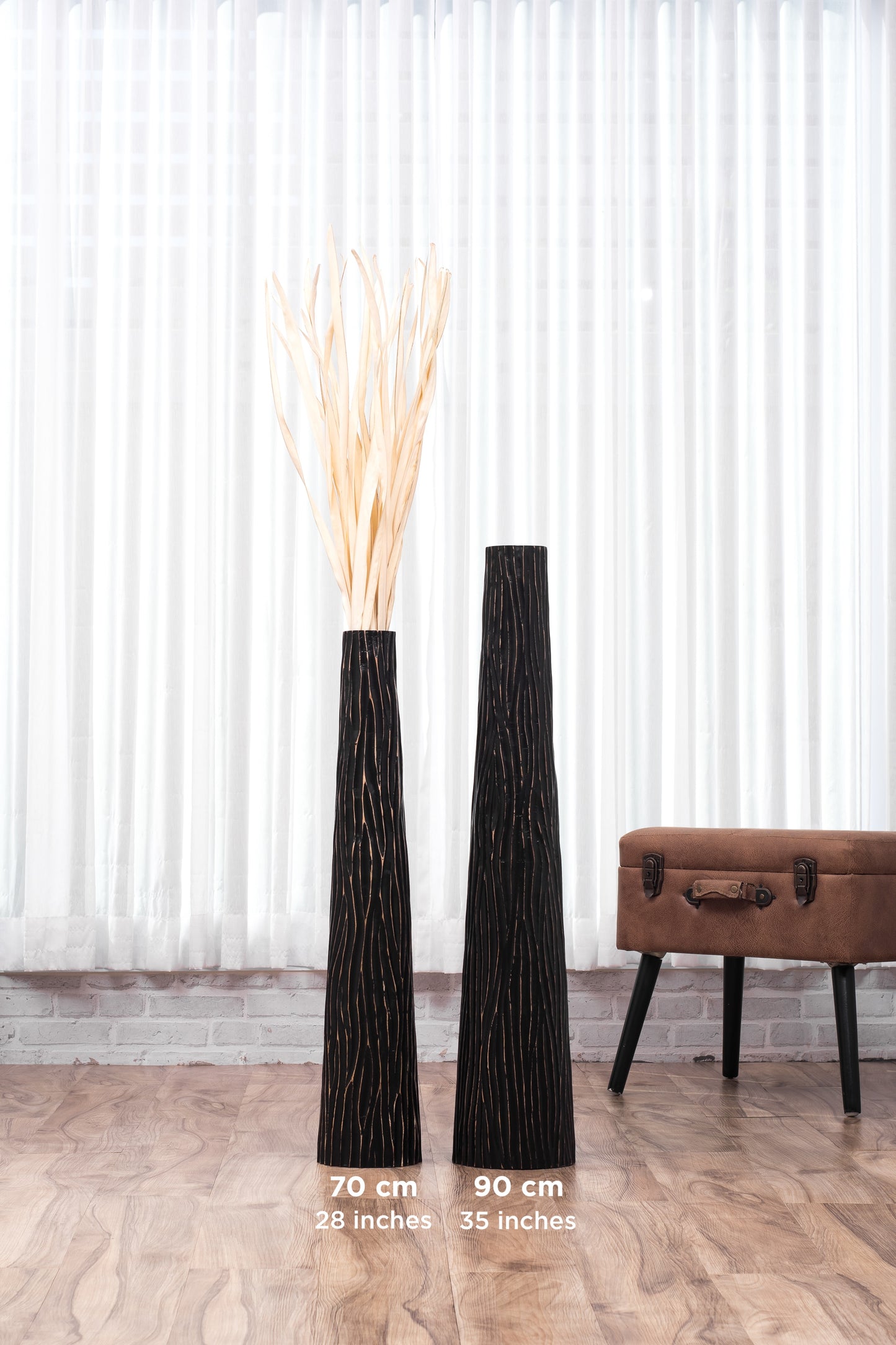 Large Mango Wood Floor Vase – Handcrafted Decorative Highlight from Thailand, 65 cm