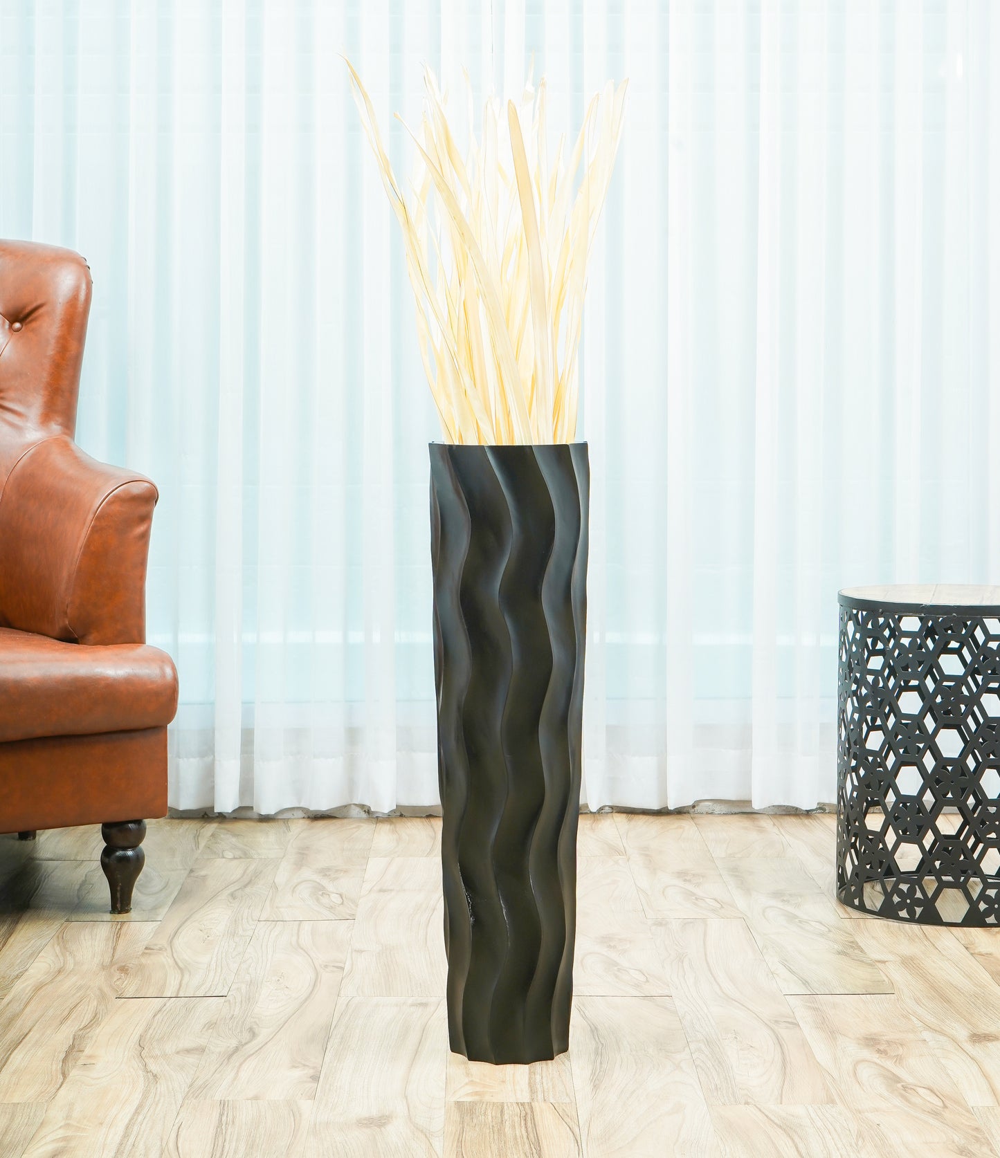 Large Mango Wood Floor Vase – Handcrafted Decorative Highlight from Thailand, black, 65 cm
