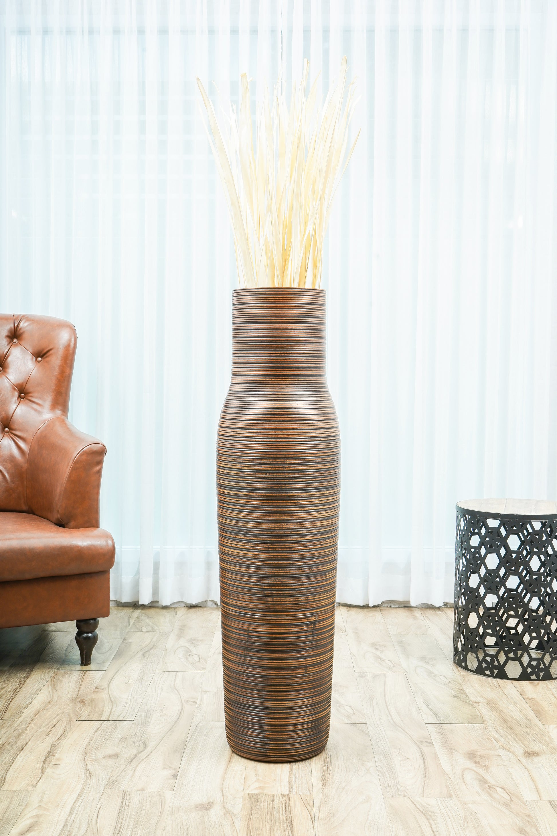 Large Mango Wood Floor Vase – Handcrafted Decorative Highlight from Thailand, brown, 105 cm