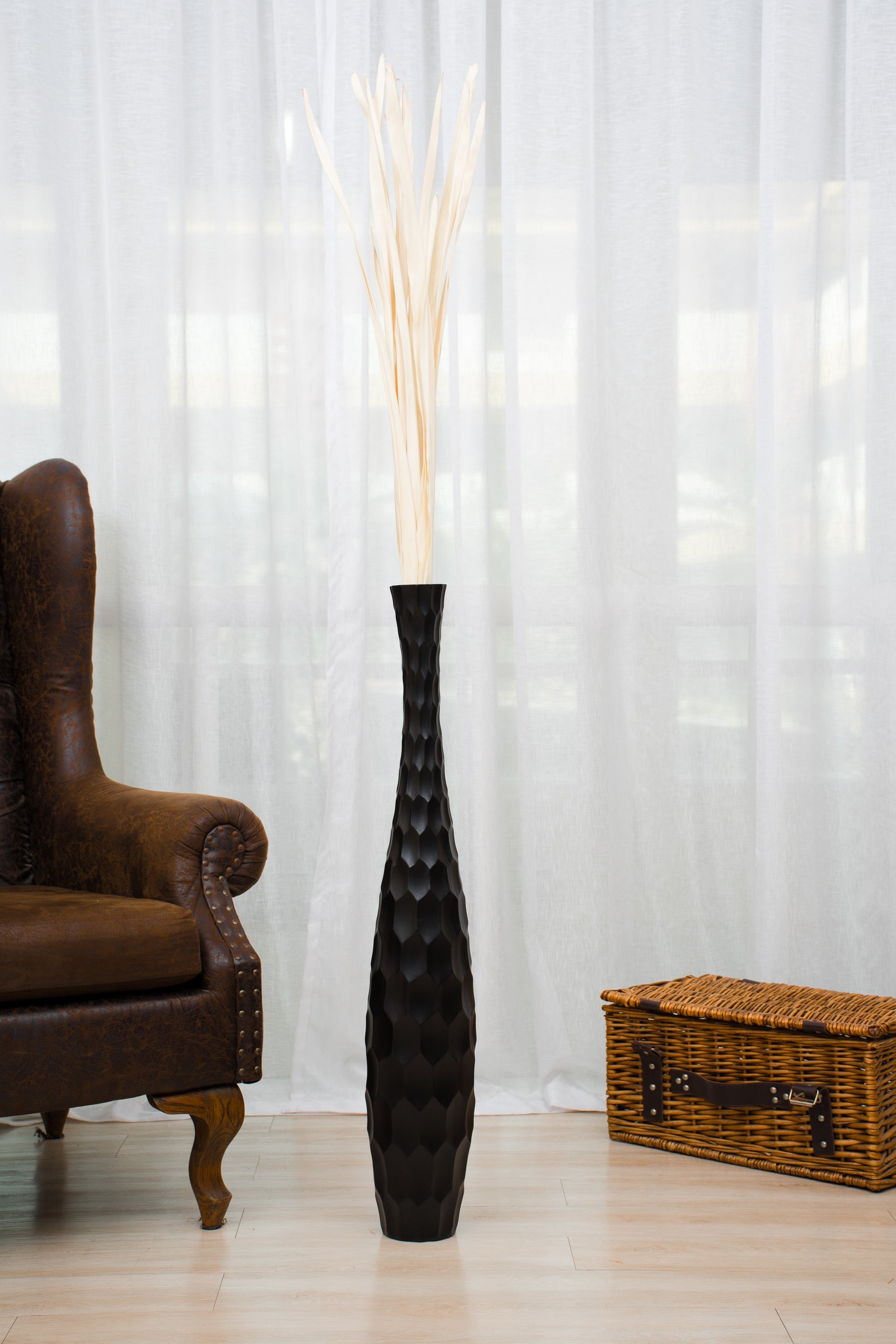 Large Mango Wood Floor Vase – Handcrafted Decorative Highlight from Thailand, black, 85 cm