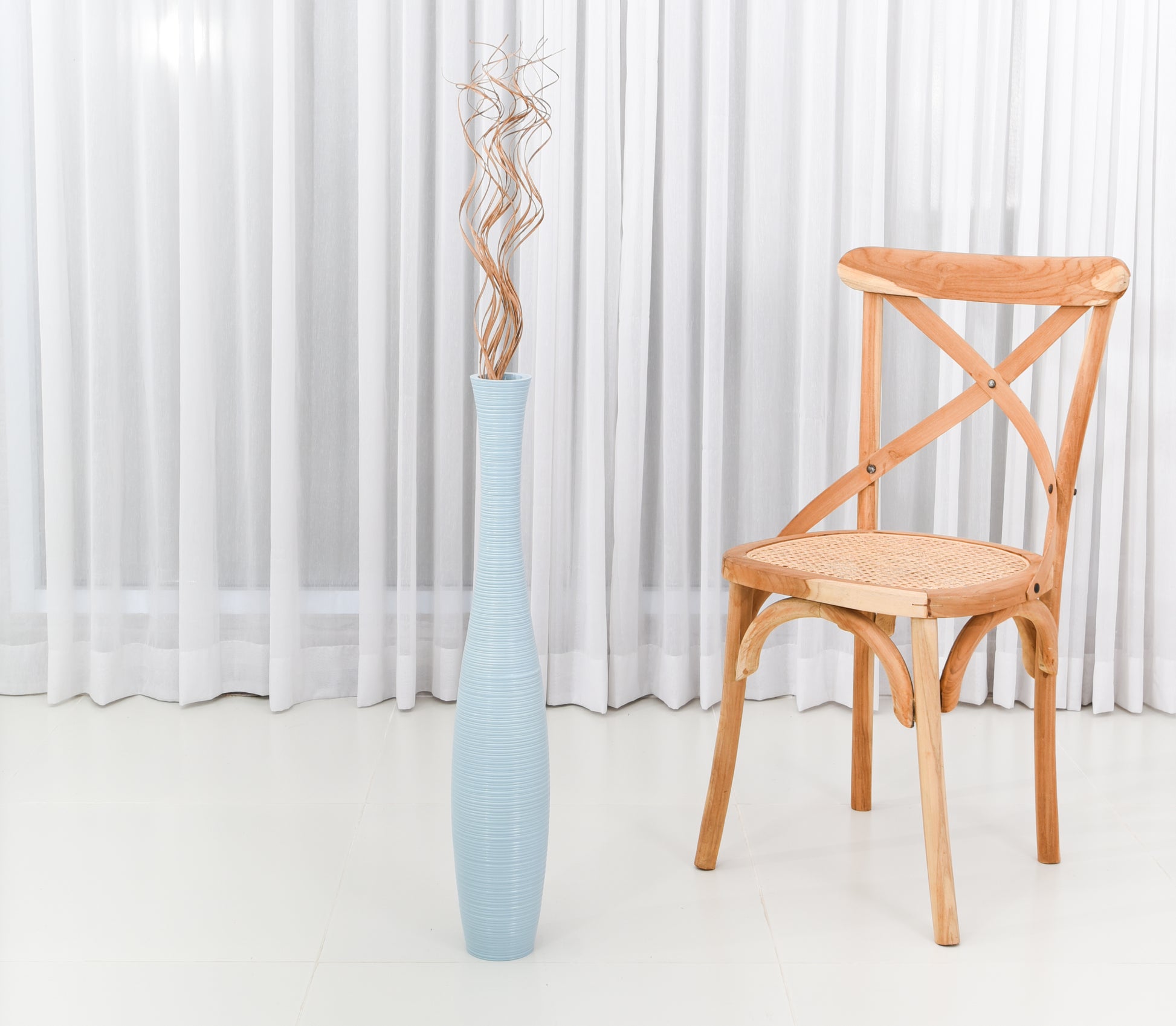 Large Mango Wood Floor Vase – Handcrafted Decorative Highlight from Thailand, 65 cm