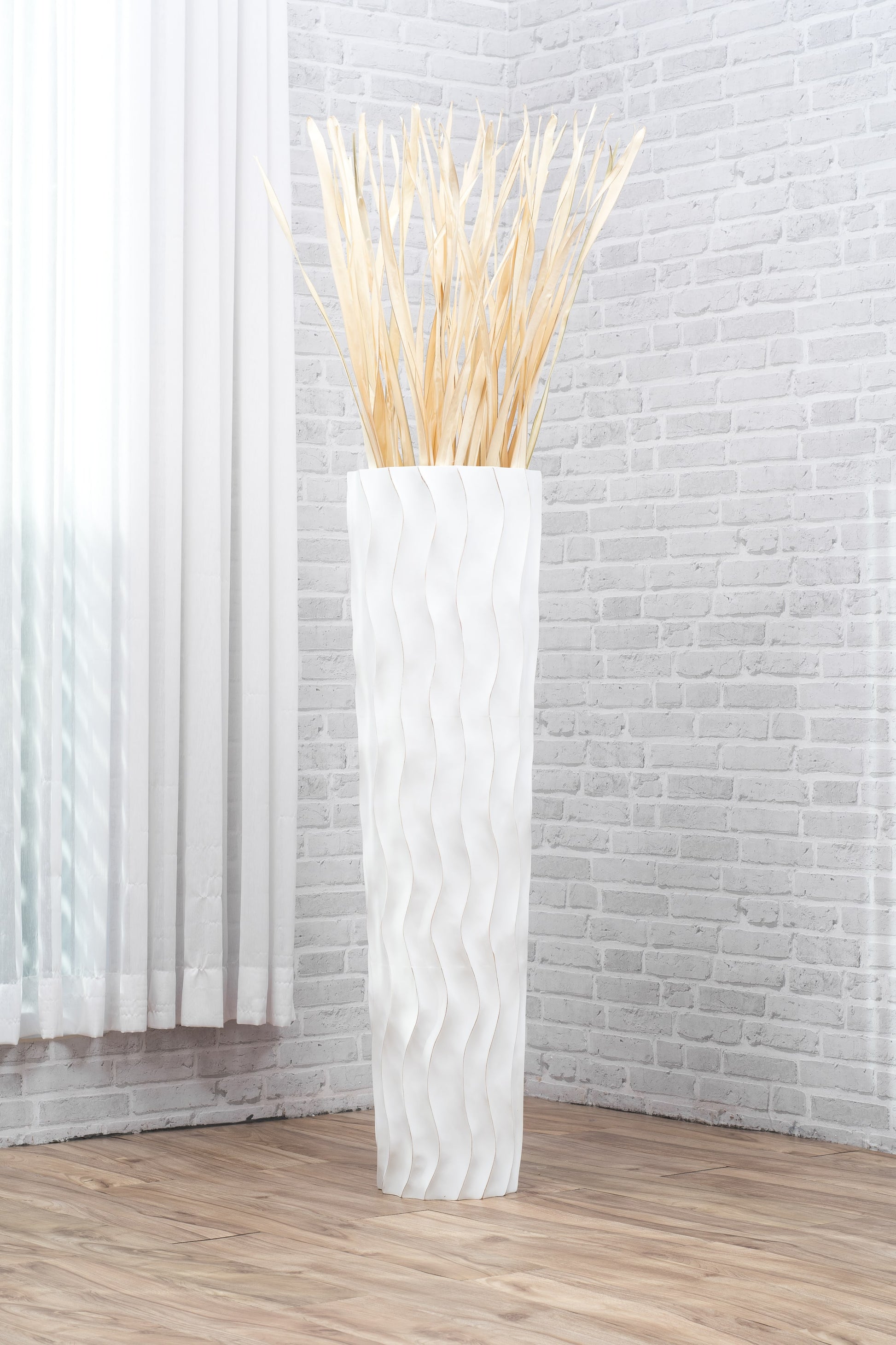 Large Mango Wood Floor Vase – Handcrafted Decorative Highlight from Thailand, white wash, 105 cm