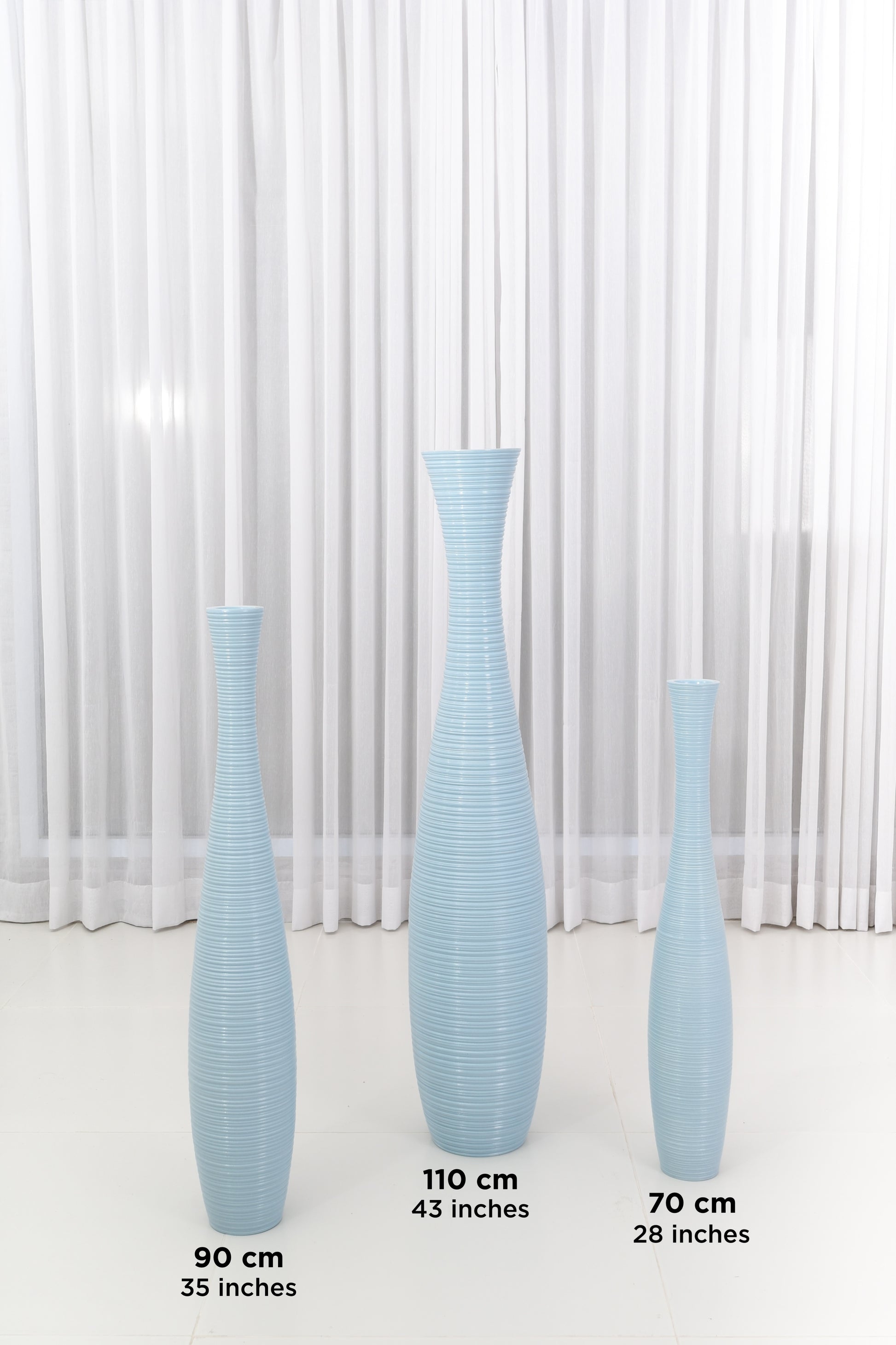 Large Mango Wood Floor Vase – Handcrafted Decorative Highlight from Thailand, 85 cm