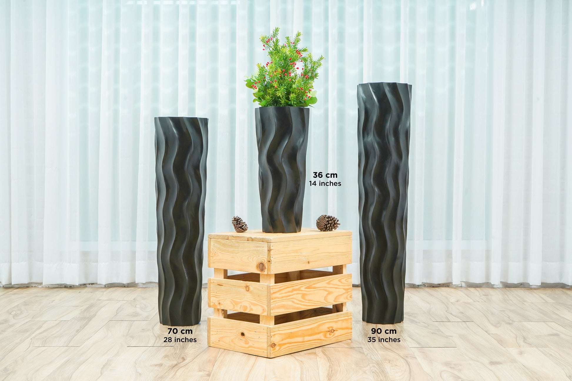 Large Mango Wood Floor Vase – Handcrafted Decorative Highlight from Thailand, black, 65 cm