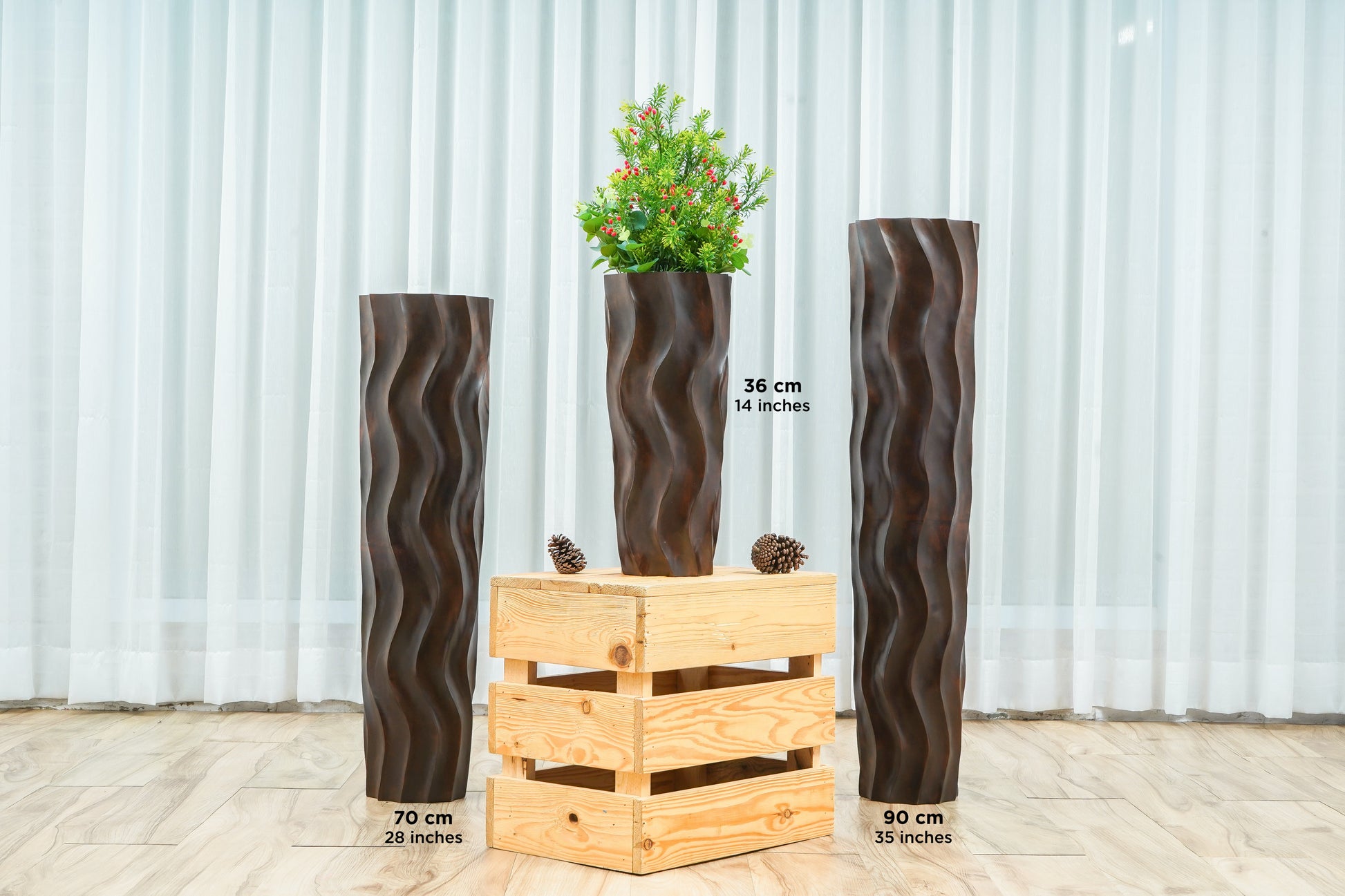 Large Mango Wood Floor Vase – Handcrafted Decorative Highlight from Thailand, brown, 85 cm