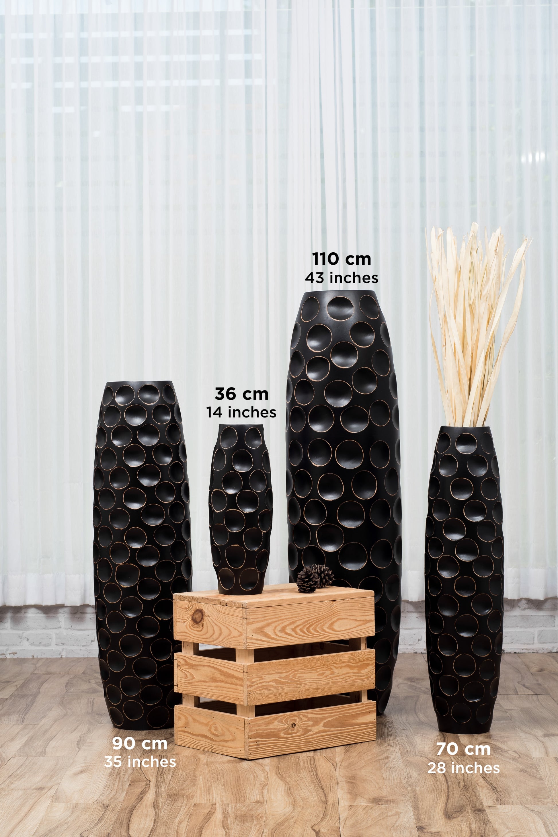 Large Mango Wood Floor Vase – Handcrafted Decorative Highlight from Thailand, black, 105 cm