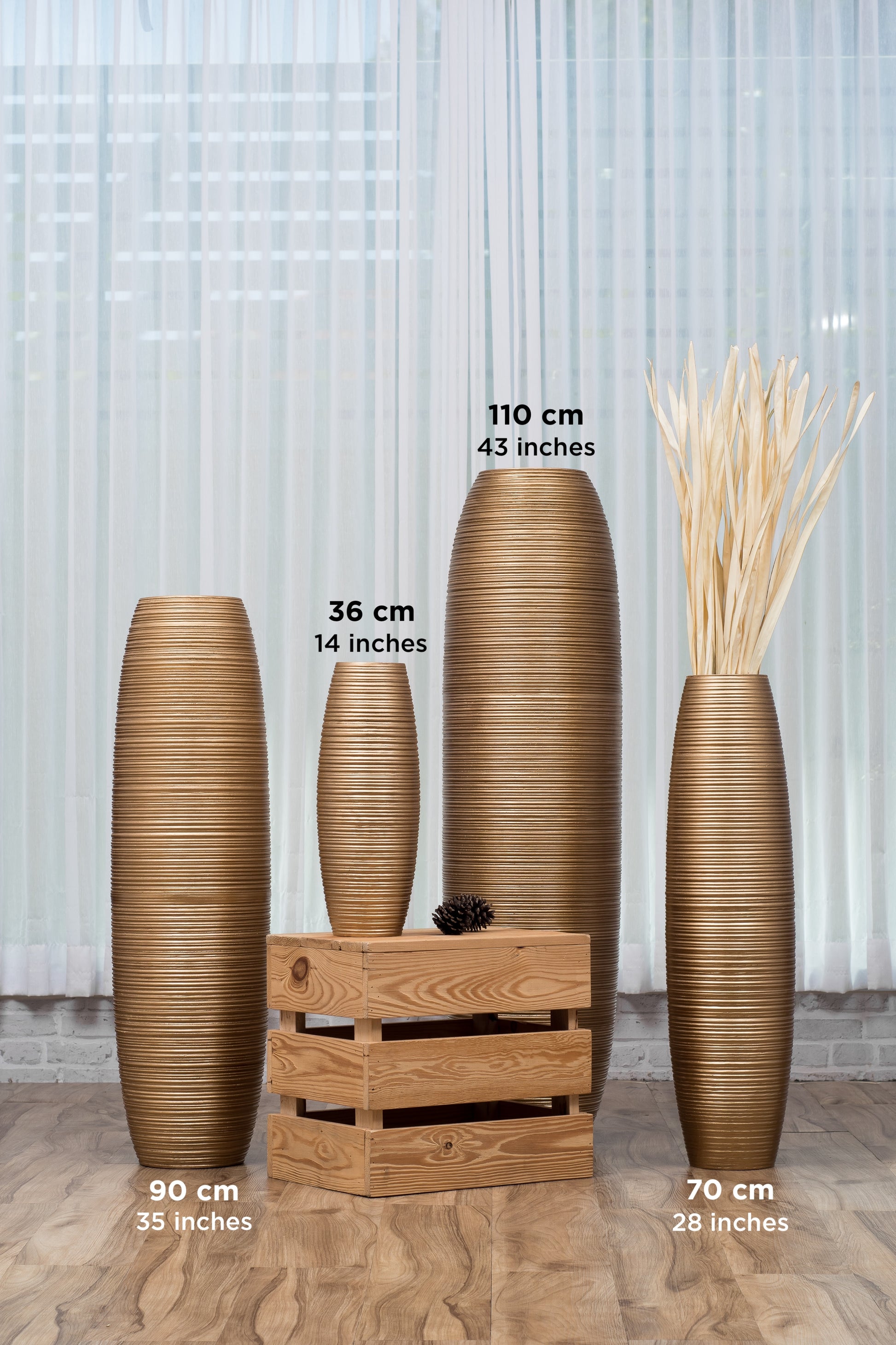 Large Mango Wood Floor Vase – Handcrafted Decorative Highlight from Thailand, gold, 105 cm